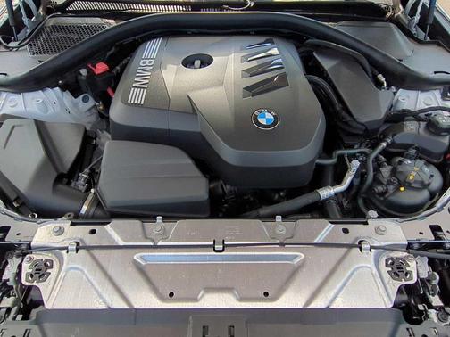 2025 BMW 330 i xDrive