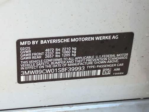 2025 BMW 330 i xDrive