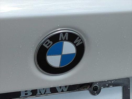 2025 BMW 330 i xDrive