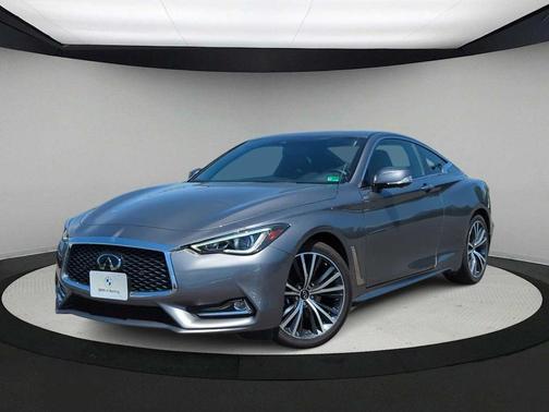 2022 INFINITI Q60 LUXE