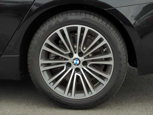 2018 BMW 530 i xDrive