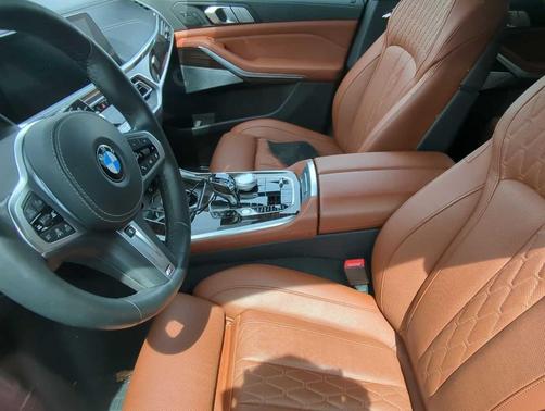 2021 BMW X7 M50i