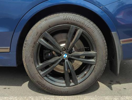 2021 BMW X7 M50i