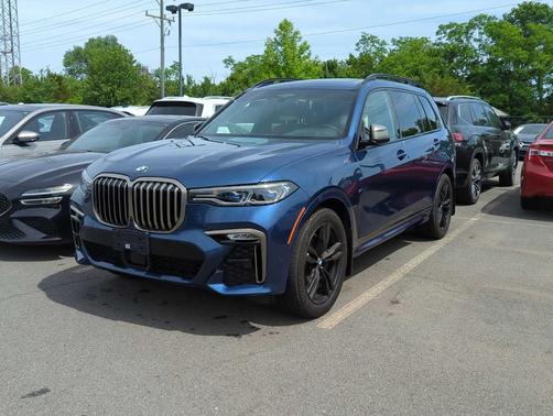 2021 BMW X7 M50i