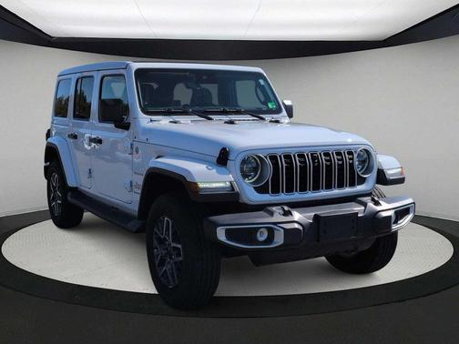 2024 Jeep Wrangler Sahara
