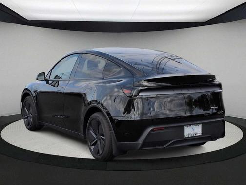 2026 Tesla Model Y Long Range