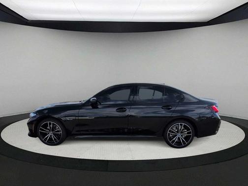 2023 BMW 330e xDrive