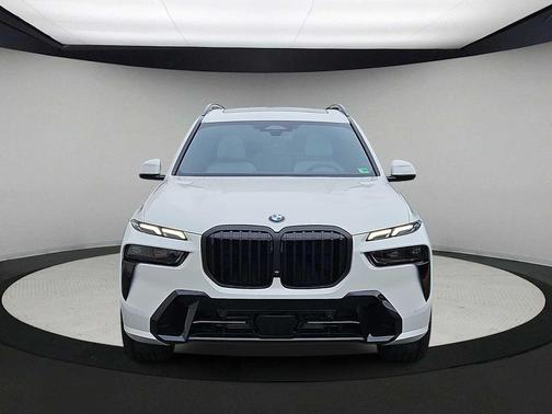 2026 BMW X6 M60i