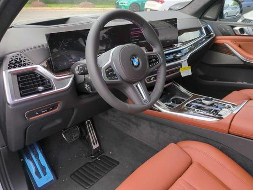 2026 BMW X7 M60i