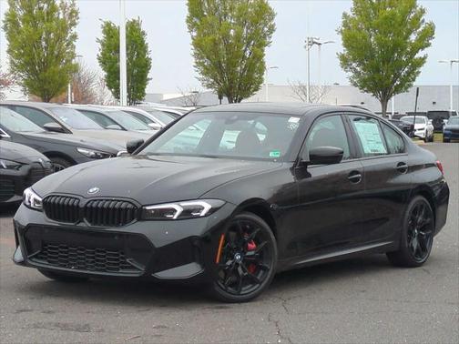 2025 BMW 330 i xDrive