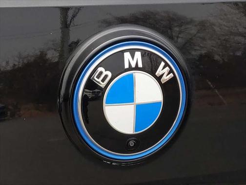 2025 BMW iX xDrive50