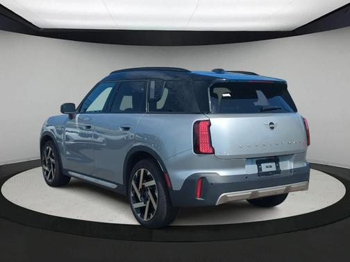 2025 MINI Countryman S