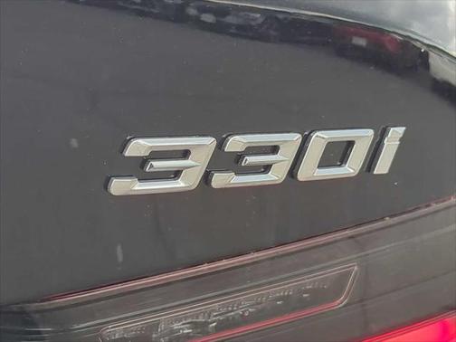 2025 BMW 330 i xDrive