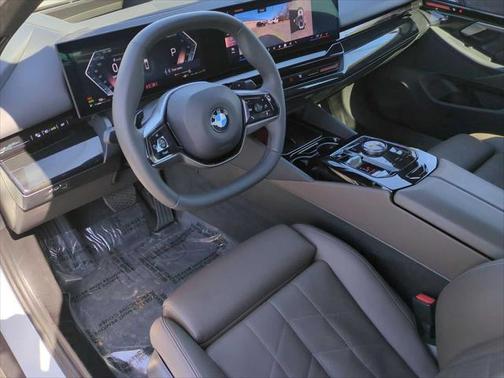2024 BMW 530 i xDrive