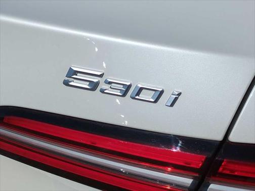 2024 BMW 530 i xDrive