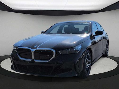 2025 BMW i5 M60