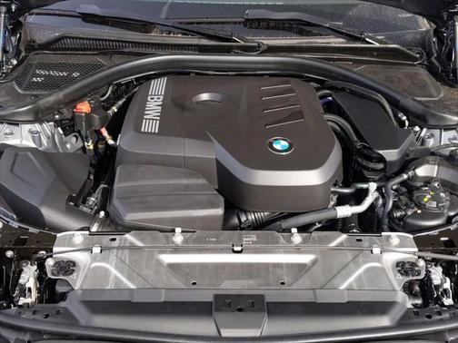 2025 BMW 330 i xDrive