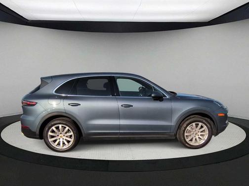 2019 Porsche Cayenne Base