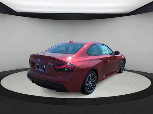 2025 BMW 230 i xDrive