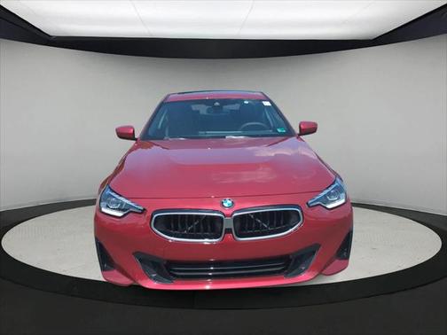 2025 BMW 230 i xDrive