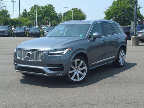 2019 Volvo XC90 T6 Inscription