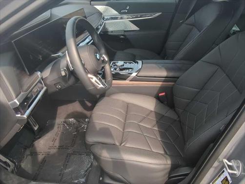 2024 BMW 760 760i xDrive