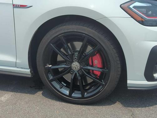 2021 Volkswagen Golf GTI 2.0T SE