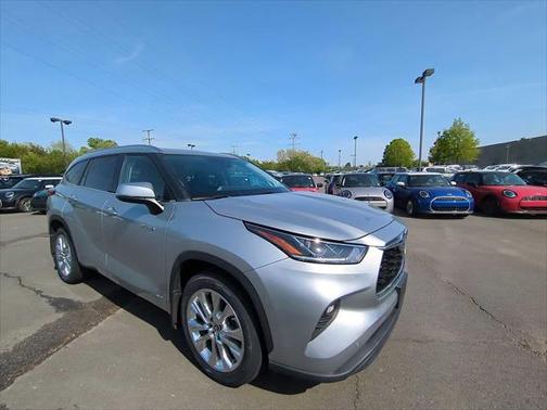 2021 Toyota Highlander Hybrid Limited