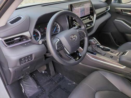 2021 Toyota Highlander Hybrid Limited