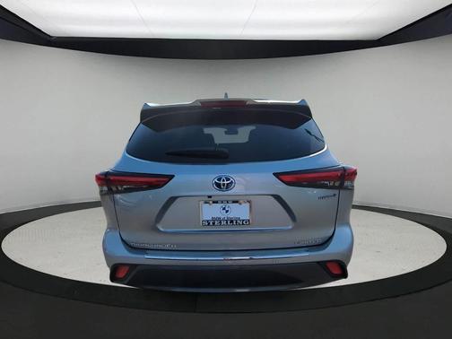 2021 Toyota Highlander Hybrid Limited