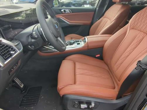 2026 BMW X7 M60i