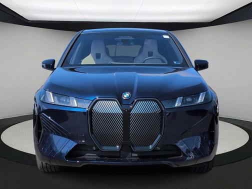 2026 BMW iX xDrive45