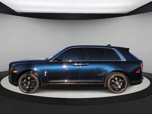 2022 Rolls-Royce Cullinan 