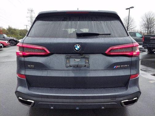Photo 5 of 32 of 2020 BMW X5 M50i