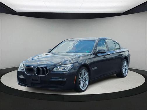 2015 BMW 750 i