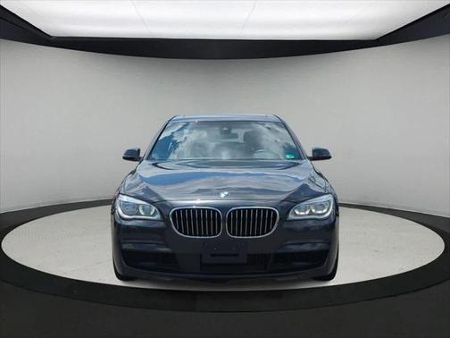 2015 BMW 750 i