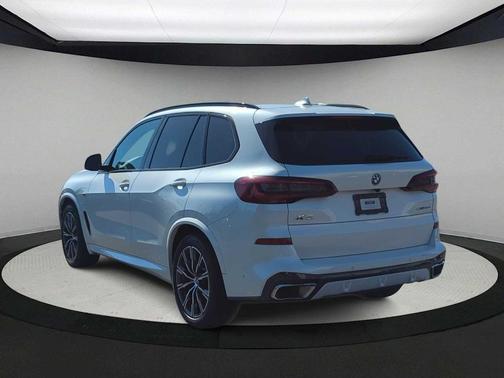 2022 BMW X5 PHEV xDrive45e