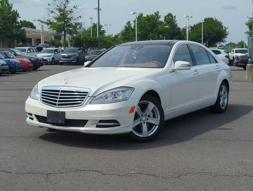 2010 Mercedes-Benz S-Class S 550 4MATIC