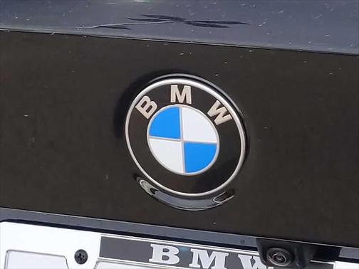 2025 BMW 330 i xDrive