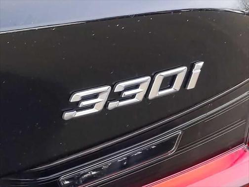 2025 BMW 330 i xDrive