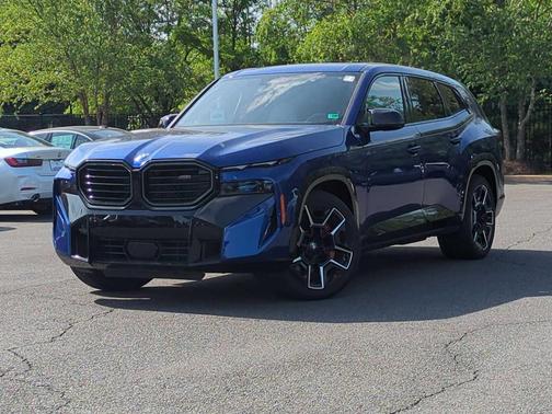 2025 BMW XM Base
