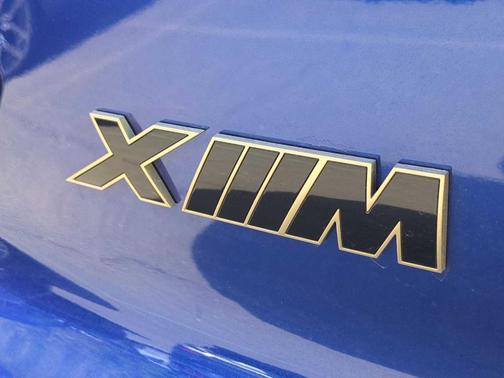 2025 BMW XM Base