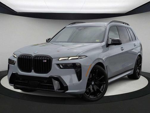 2025 BMW X7 M60i