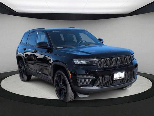 2023 Jeep Grand Cherokee Altitude