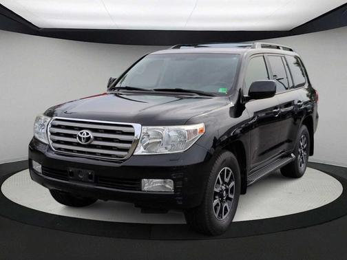 2011 Toyota Land Cruiser V8