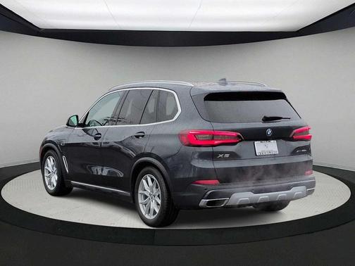 2022 BMW X5 PHEV xDrive45e