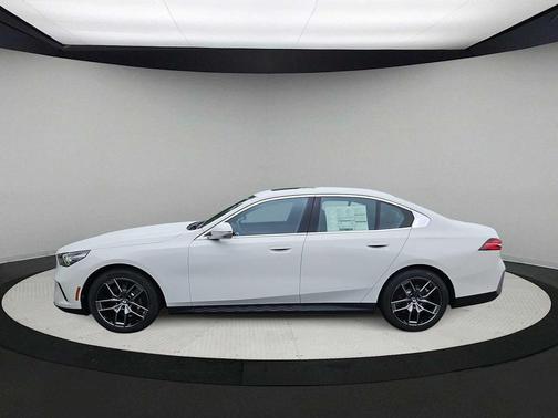 2026 BMW 530 i xDrive