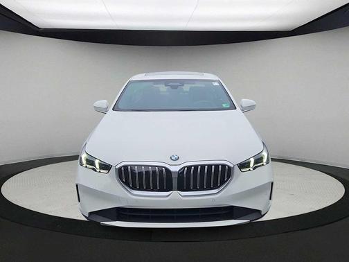 2026 BMW 530 i xDrive