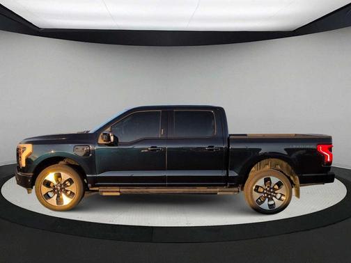 2023 Ford F-150 Lightning Platinum