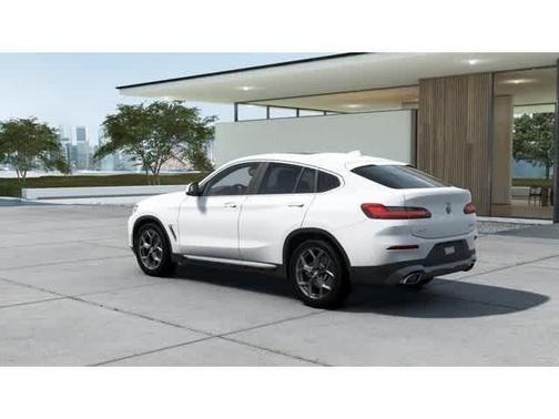 2025 BMW X4 xDrive30i